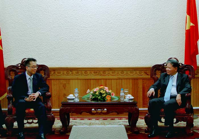 Bộ trưởng Hà Hùng Cường tiếp xã giao Giám đốc công ty luật Nishimura & Asahi của Nhật Bản