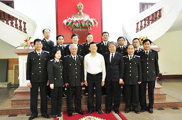 Chủ tịch nước Trương Tấn Sang làm việc tại Bộ Tư pháp về công tác Thi hành án dân sự