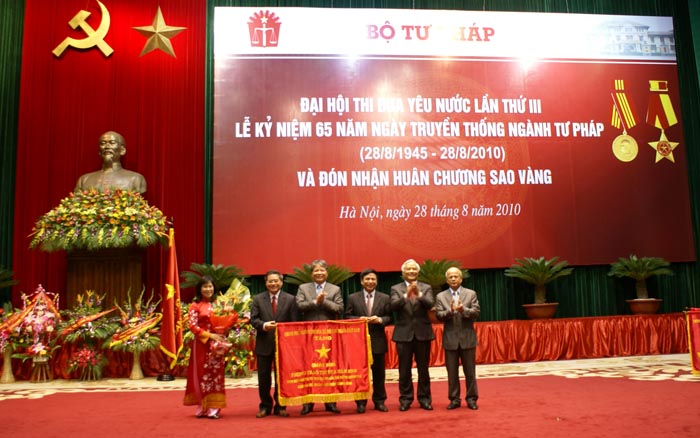 Đại hội thi đua yêu nước