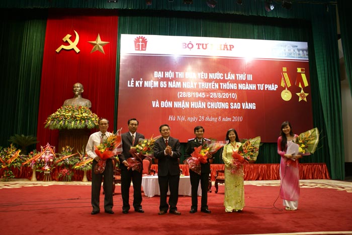 Đại hội thi đua yêu nước