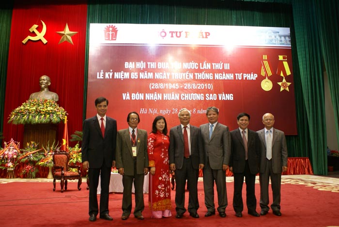 Đại hội thi đua yêu nước