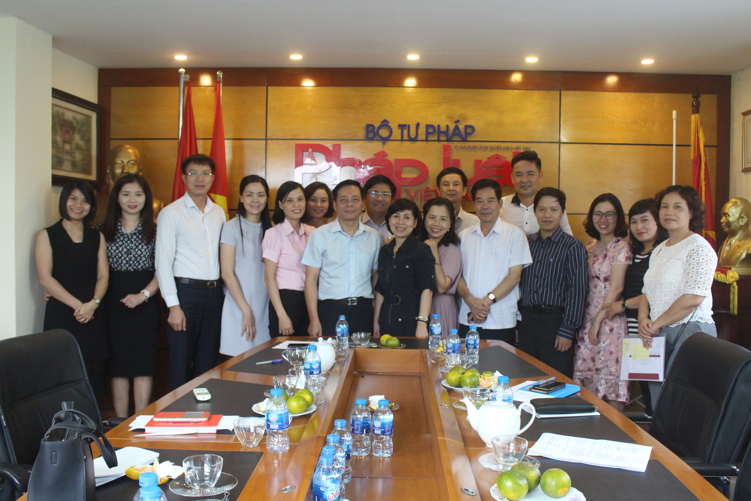 Cụm thi đua số II, Khối các đơn vị thuộc Bộ Tư pháp thực hiện kiểm tra công tác thi đua, khen thưởng tại Báo Pháp luật Việt Nam