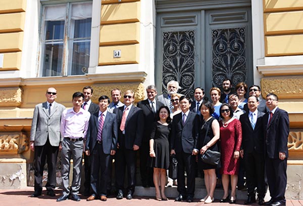 Đẩy mạnh hợp tác pháp luật và tư pháp giữa Việt Nam và Hungary