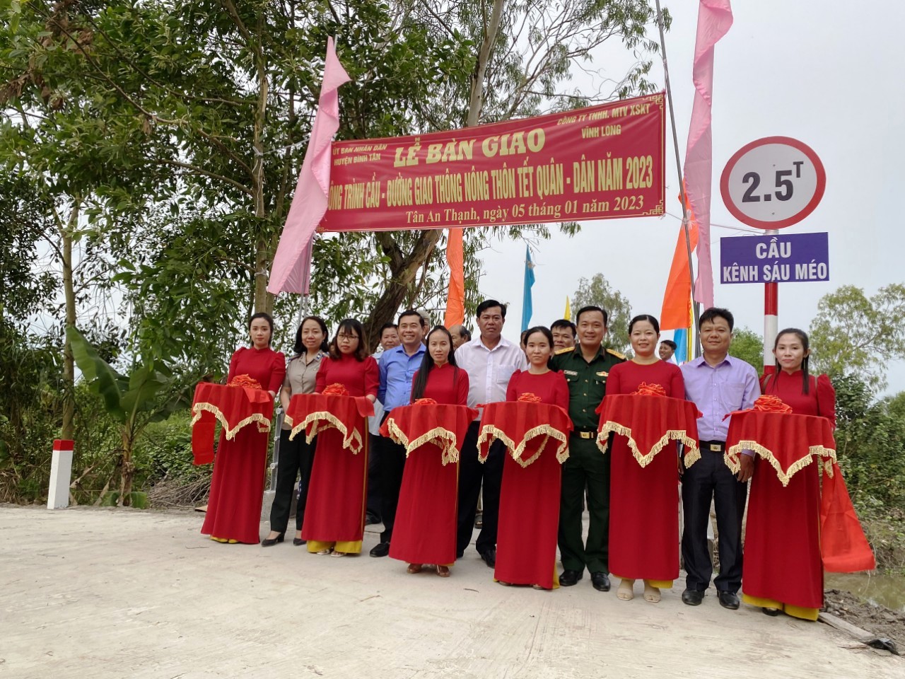 Hưởng ứng phong trào thi đua “Ngành Tư pháp chung sức xây dựng nông thôn mới”