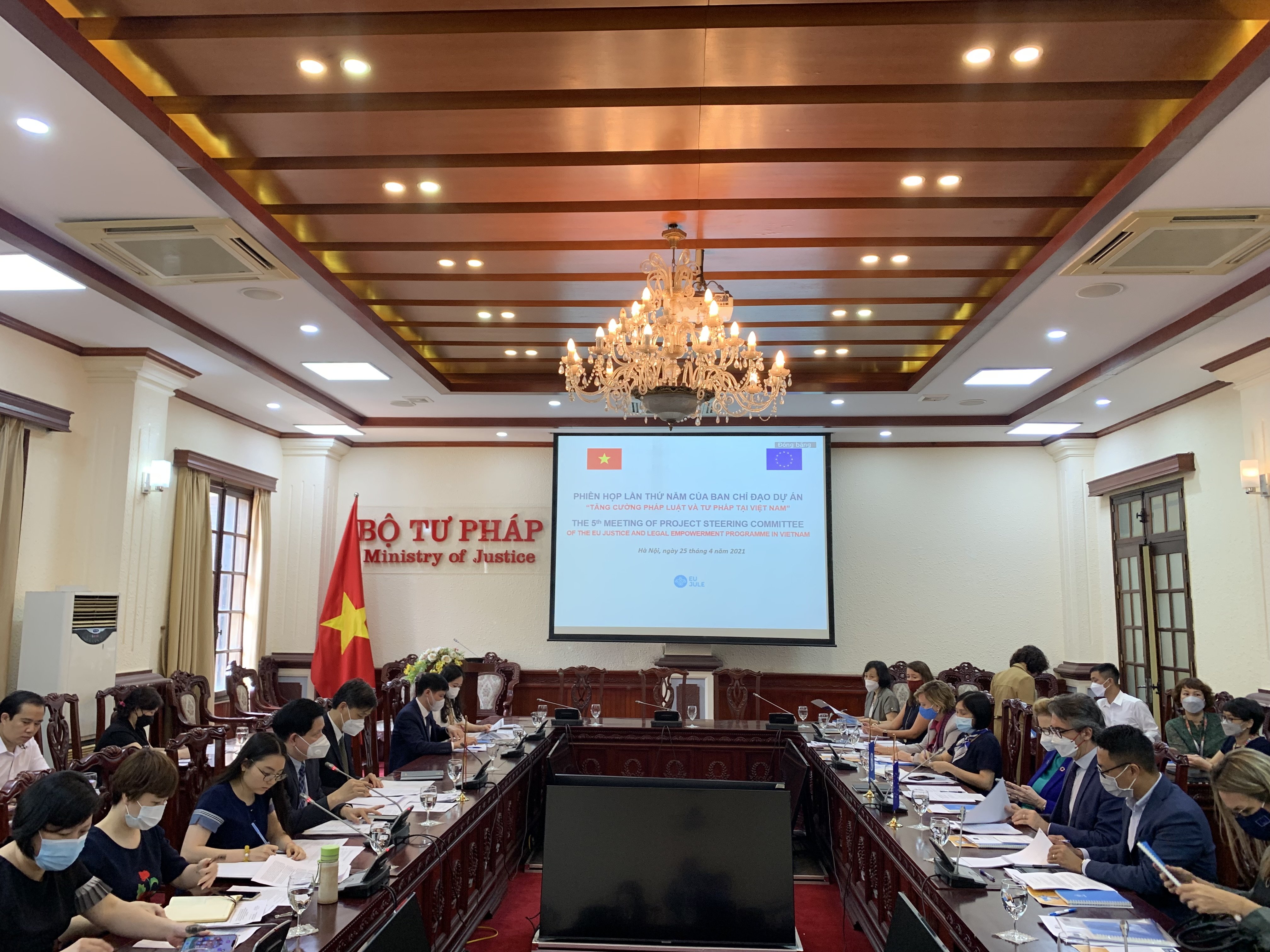 PHIÊN HỌP LẦN THỨ NĂM BAN CHỈ ĐẠO DỰ ÁN TĂNG CƯỜNG PHÁP LUẬT VÀ TƯ PHÁP TẠI VIỆT NAM (EU JULE)