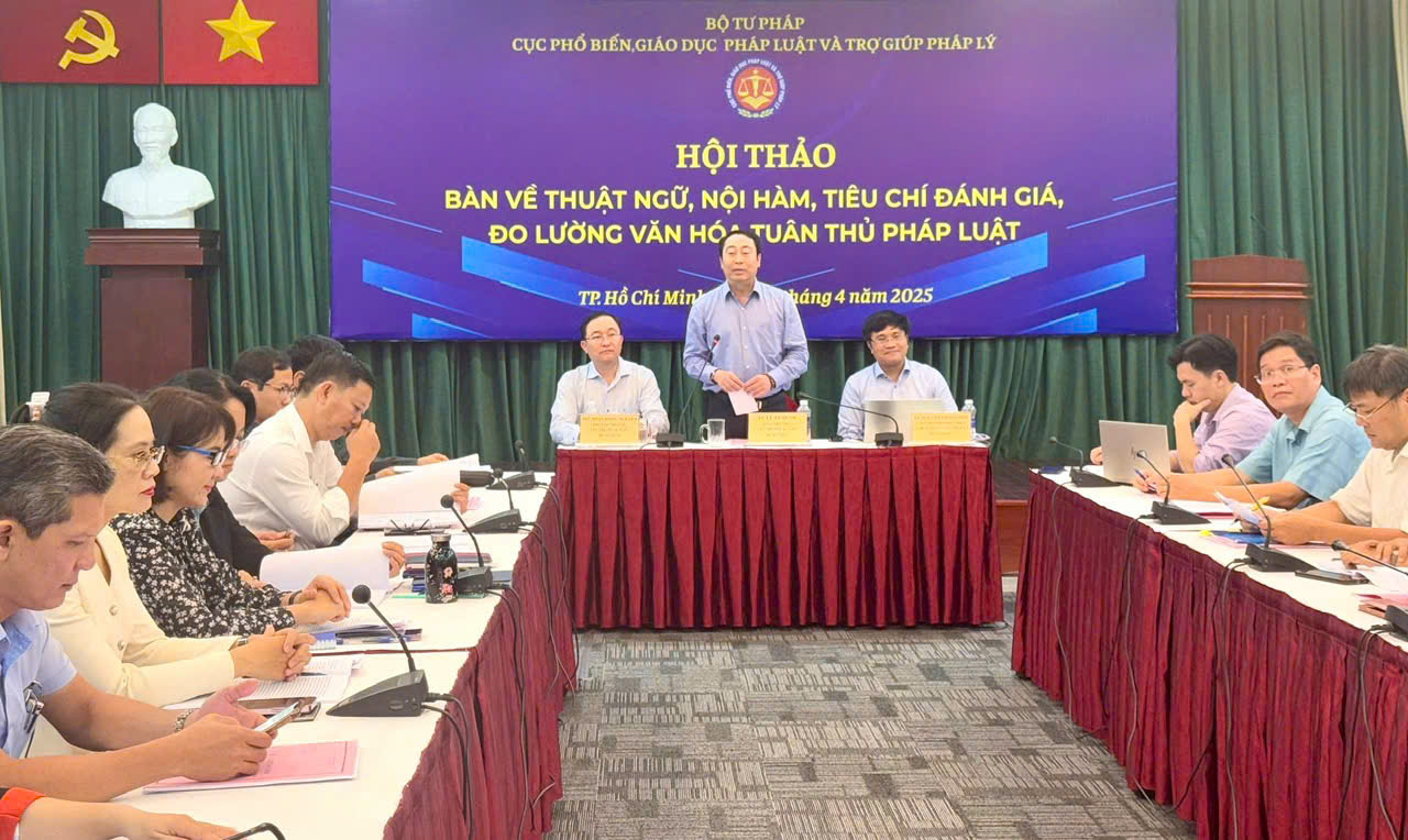 Hội thảo bàn về vấn đề văn hóa tuân thủ pháp luật