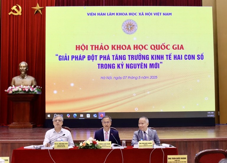 Cần chuyển đổi mô hình tăng trưởng kinh tế dựa trên đổi mới sáng tạo và năng suất cao