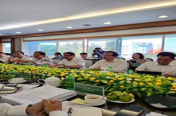 Khảo sát, trao đổi kinh nghiệm về tổ chức mô hình chính quyền thành phố trong thành phố tại Thành phố Thủ Đức, Thành phố Hồ Chí Minh - một số gợi mở cho quá trình tiếp tục xây dựng Đề nghị xây dựng Luật Thủ đô