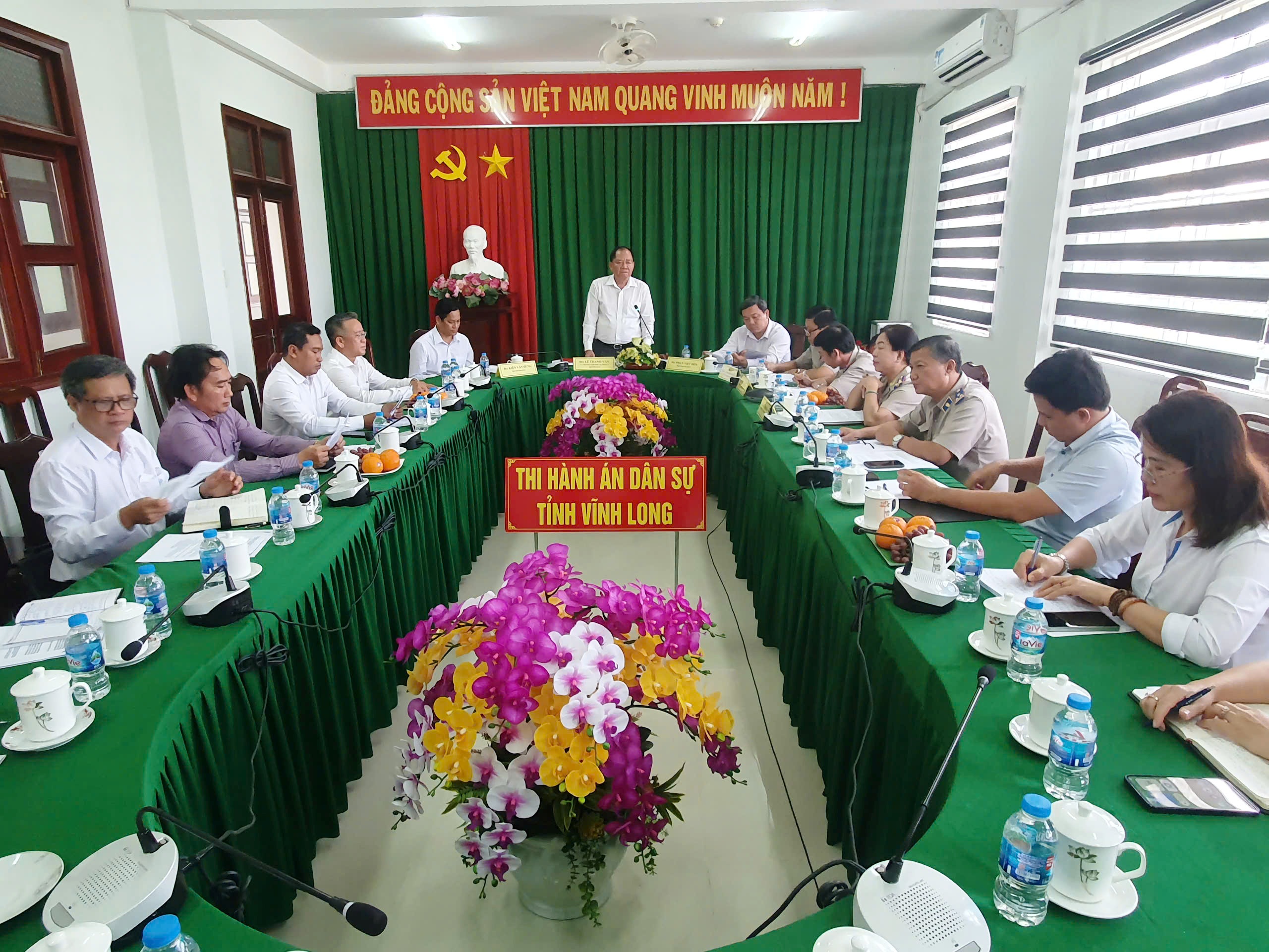 Ban Nội chính Tỉnh ủy làm việc tại cơ quan Thi hành án dân sự tỉnh Vĩnh Long