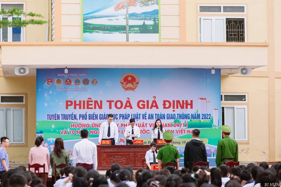 Chi cục Thi hành án dân sự Nam Đàn: Phiên tòa giả định định về vụ án “Vi phạm quy định về tham gia giao thông đường bộ “