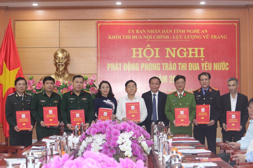 Nghệ An: Quyết tâm thực hiện thắng lợi phong trào thi đua yêu nước