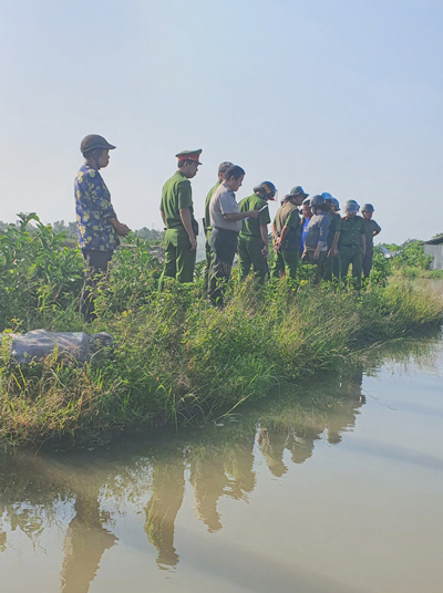 Chi cục THADS huyện Châu Thành cưỡng chế giao đất thành công vụ việc kéo dài nhiều năm, khó thi hành