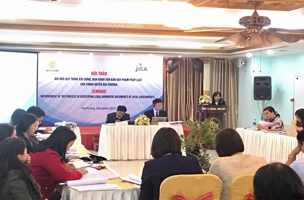 Đổi mới quy trình xây dựng và ban hành văn bản quy phạm pháp luật của chính quyền địa phương