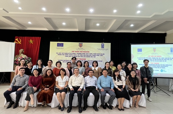 Bộ Tư pháp tổ chức lớp tập huấn thử nghiệm “Tài liệu tập huấn về kỹ năng, phương pháp lấy ý kiến, phản biện xã hội trong xây dựng chính sách, dự thảo văn bản quy phạm pháp luật thúc đẩy sự tham gia của các nhóm yếu thế”