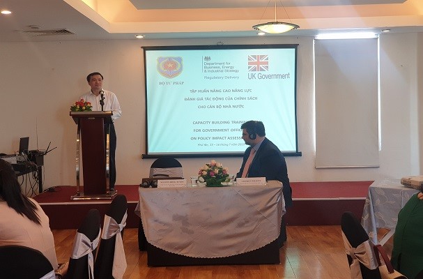 Hội nghị tập huấn “Nâng cao năng lực đánh giá tác động của chính sách cho cán bộ nhà nước”