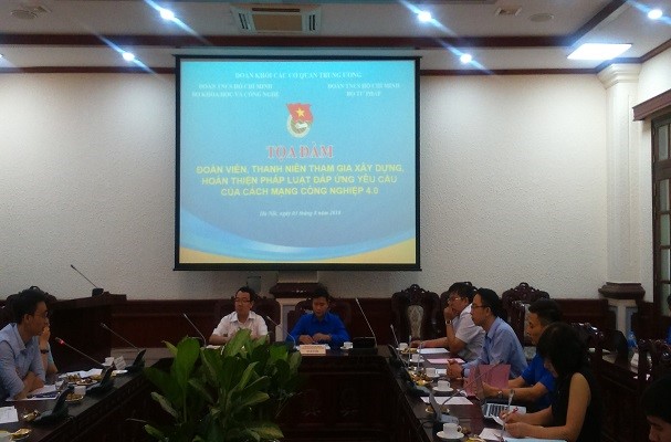 Tọa đàm đoàn viên, thanh niên tham gia xây dựng, hoàn thiện pháp luật đáp ứng yêu cầu của cách mạng công nghiệp 4.0