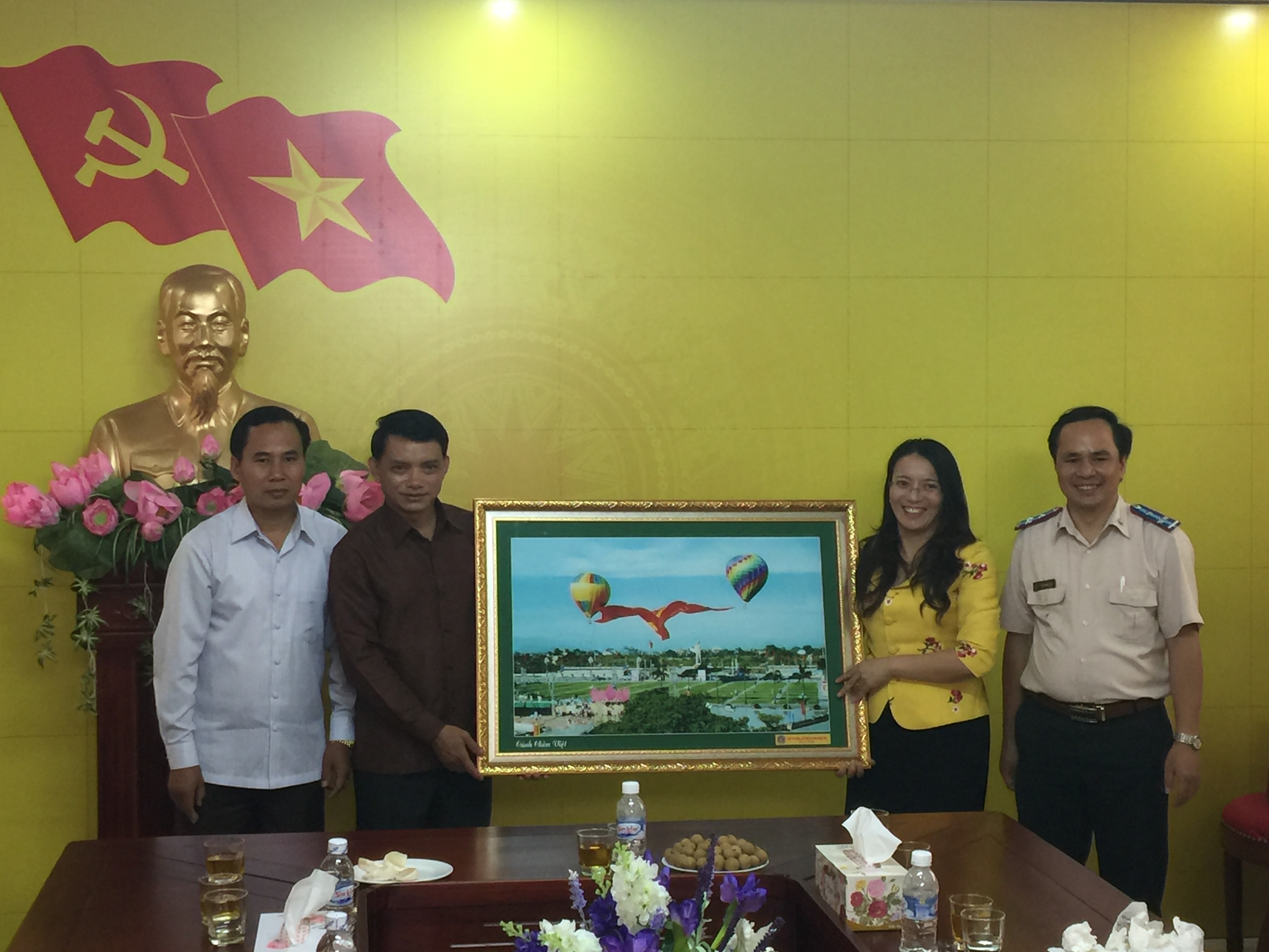 Nghệ An - Xiêng Khoảng phối hợp trong công tác thi hành án dân sự