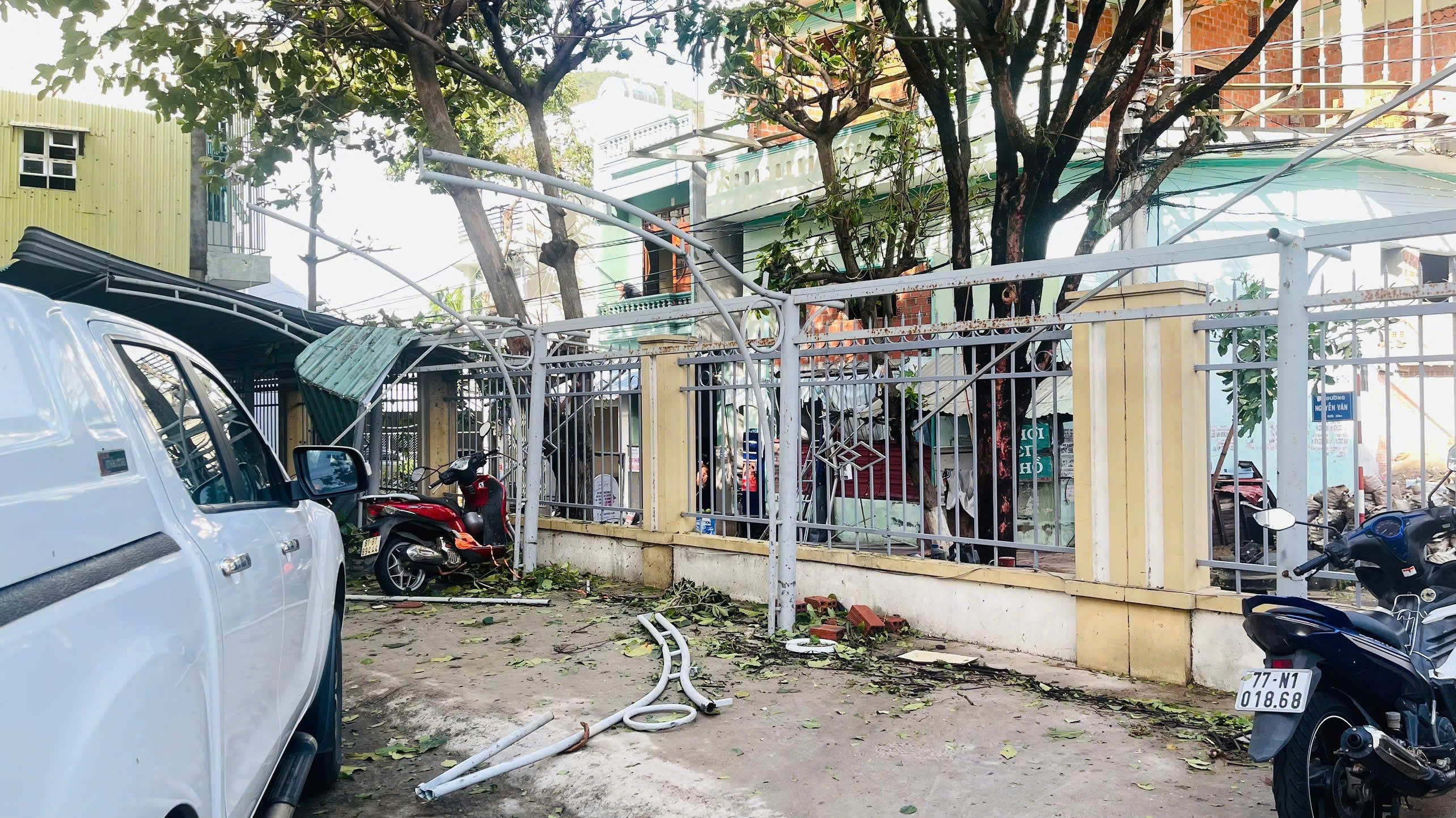 THADS GIA LAI: MỘT SỐ THIỆT HẠI BAN ĐẦU DO CƠN BÃO SỐ 13 GÂY RA