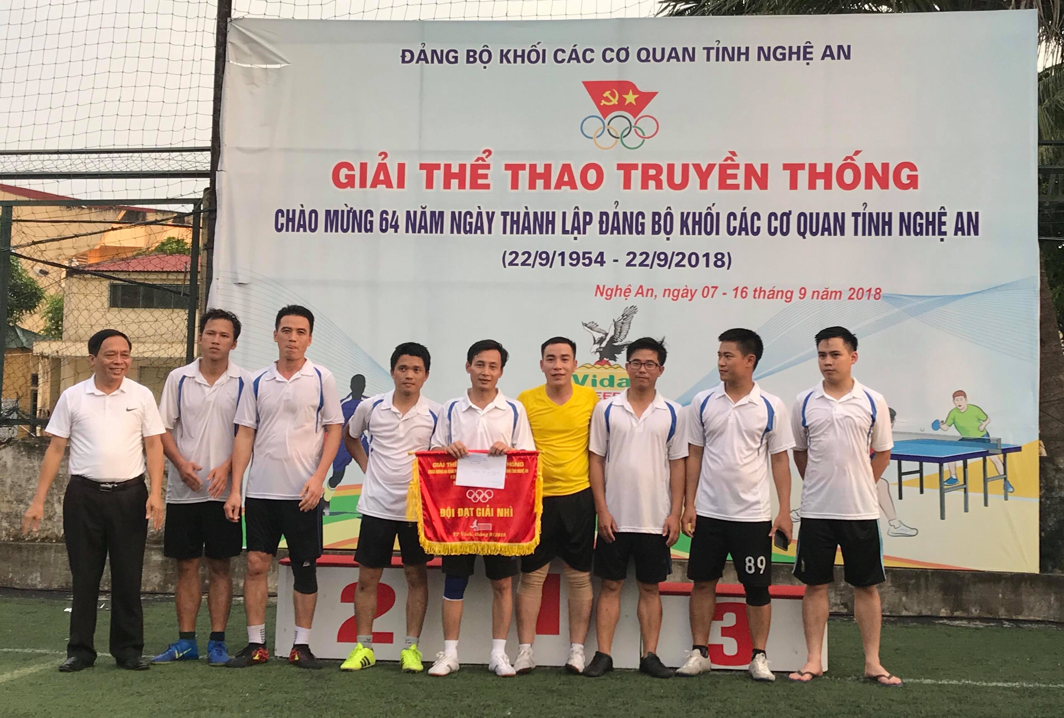 Cục Thi hành án dân sự tỉnh Nghệ An tham gia giải bóng đá truyền thống Đảng bộ Khối các cơ quan tỉnh