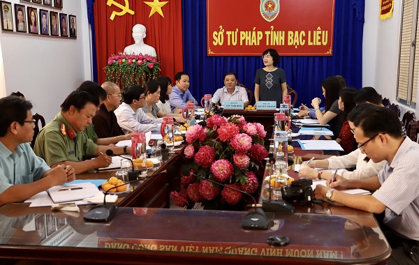 Kiểm tra công tác nuôi con nuôi tại Sóc Trăng và Bạc Liêu