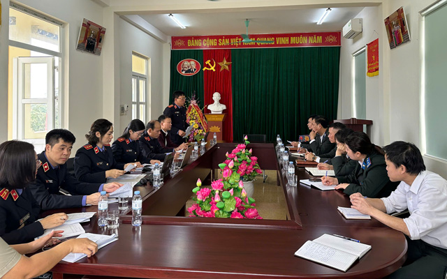 VKSND tỉnh kiểm sát trực tiếp tại Chi cục THADS huyện Cẩm Thủy