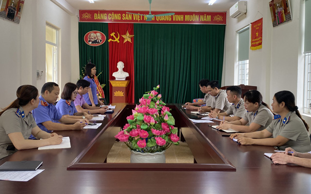 Kiểm sát trực tiếp năm 2024 tại Chi cục THADS huyện Cẩm Thủy