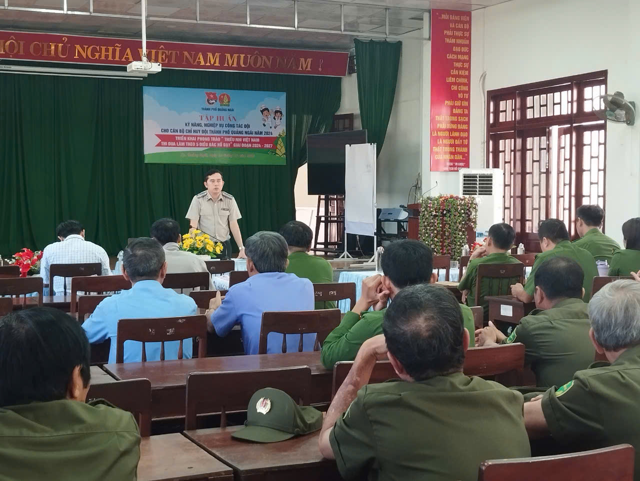 Chi cục Thi hành án dân sự thành phố Quảng Ngãi tổ chức cưỡng chế giao tài sản cho người trúng đấu giá