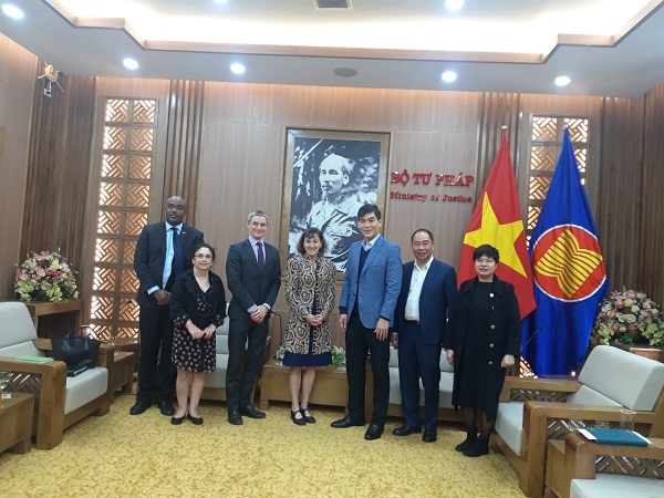 Cục Con nuôi tiếp và làm việc với Đoàn công tác của Cố vấn đặc biệt về trẻ em của Bộ Ngoại giao Hoa Kỳ