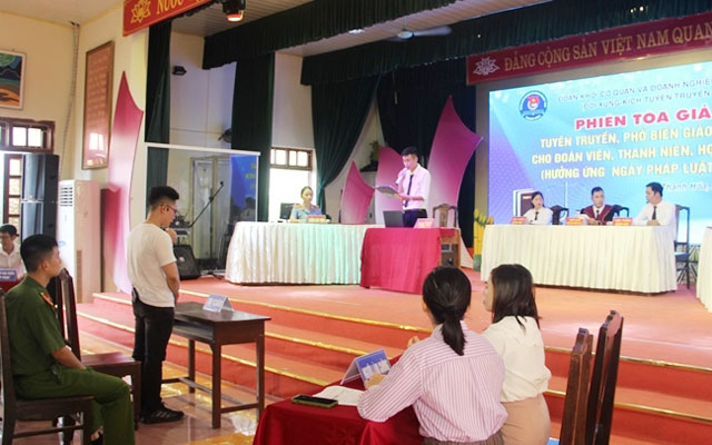 Chi đoàn thanh niên Cục THADS tỉnh phối hợp tham gia Phiên tòa giả định