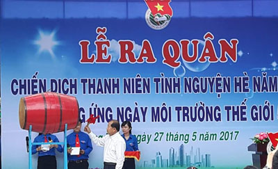 Tham dự lễ ra quân Chiến dịch thanh niên tình nguyện hè 2017 và hoạt động “hướng về truyền thống lịch sử”