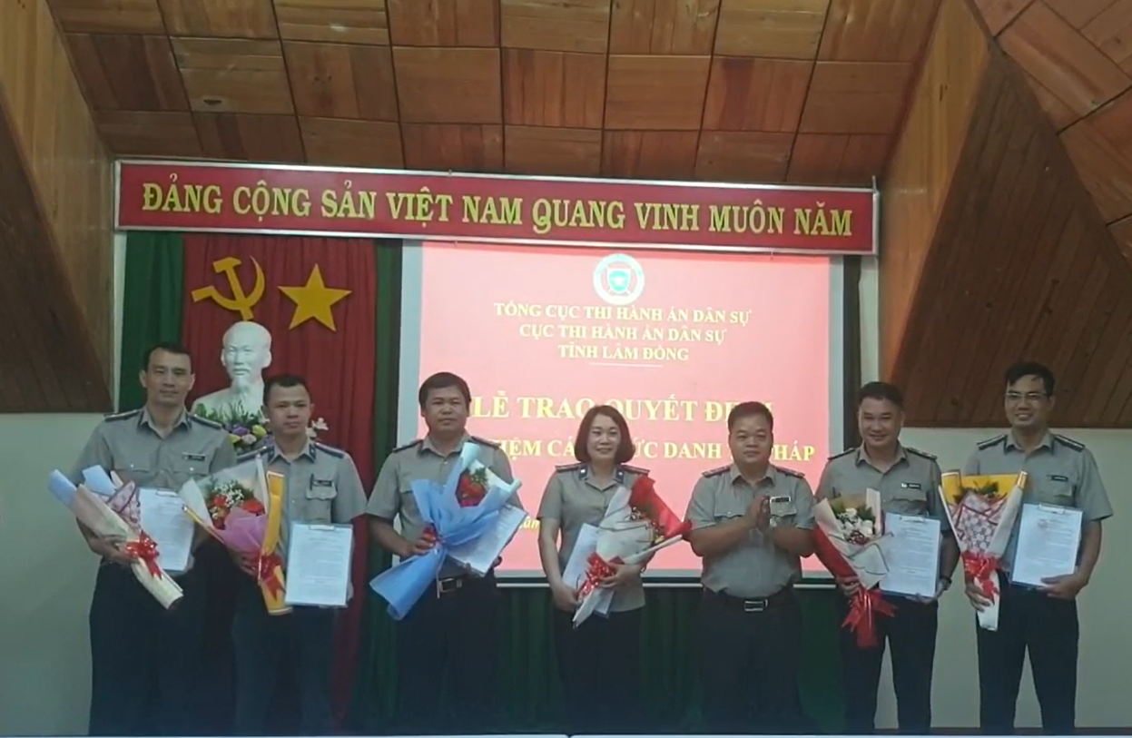 Lễ công bố và trao Quyết định bổ nhiệm Chấp hành viên sơ cấp, Thẩm tra viên