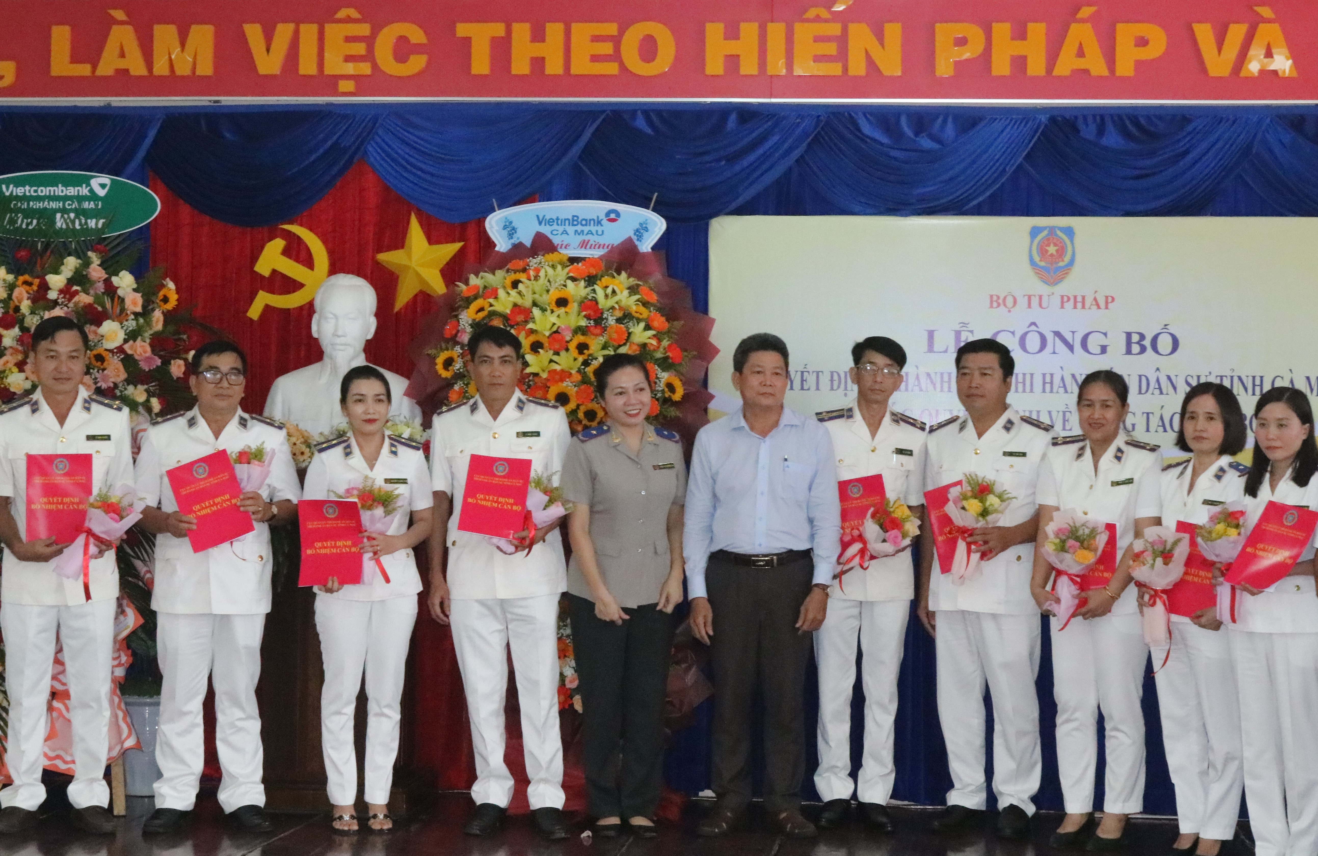 Lễ công bố Quyết định thành lập tỉnh Cà mau và các quyết định về công tác cán bộ 12