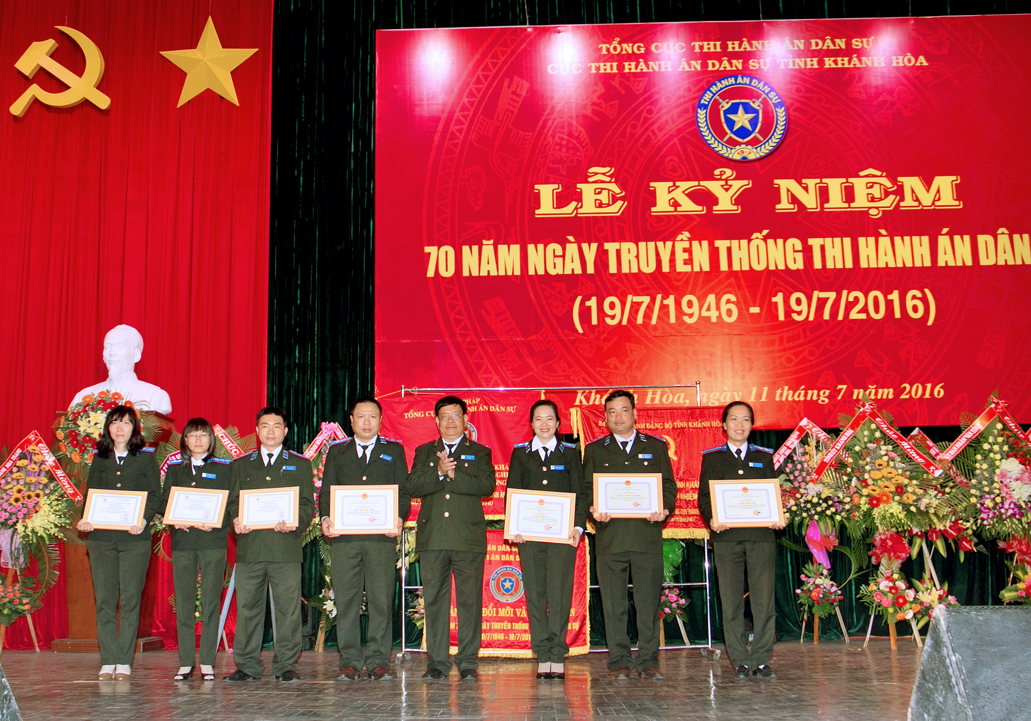Lễ kỷ niệm 70 năm ngày truyền thống