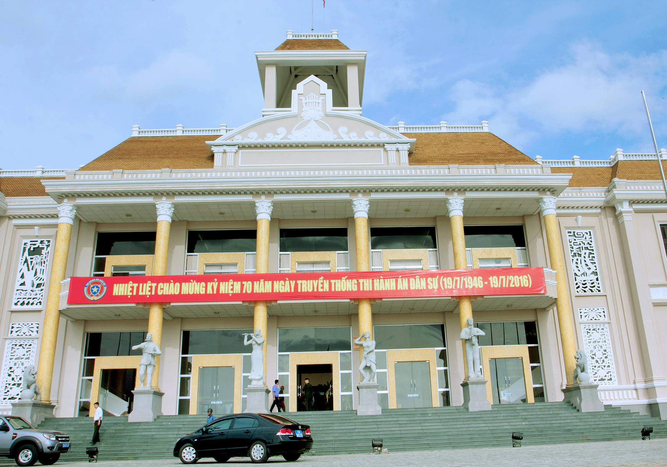 Lễ kỷ niệm 70 năm ngày truyền thống