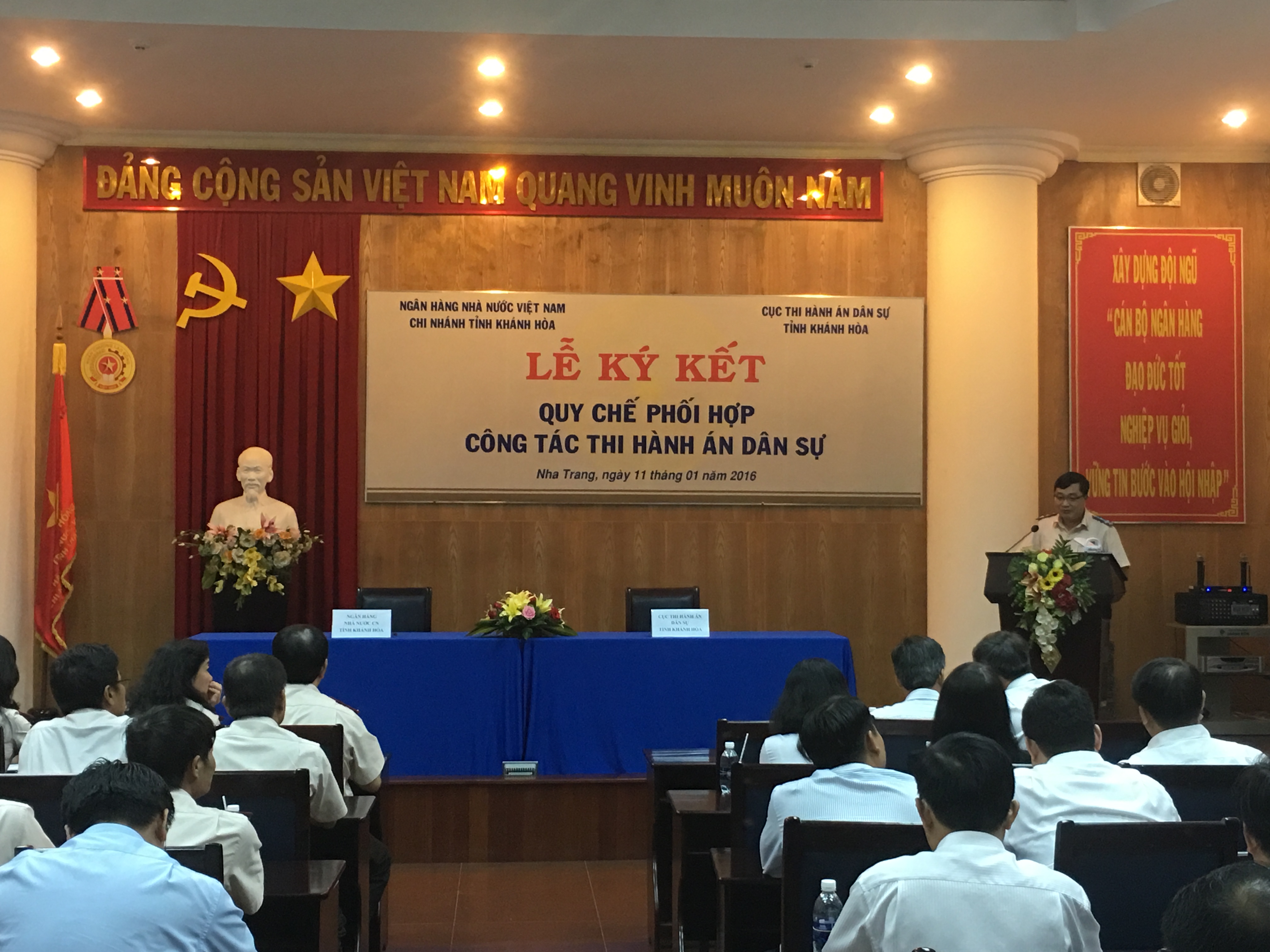 Ký Quy chế phối hợp với Ngân hàng Nhà nước chi nhánh tỉnh Khánh Hòa