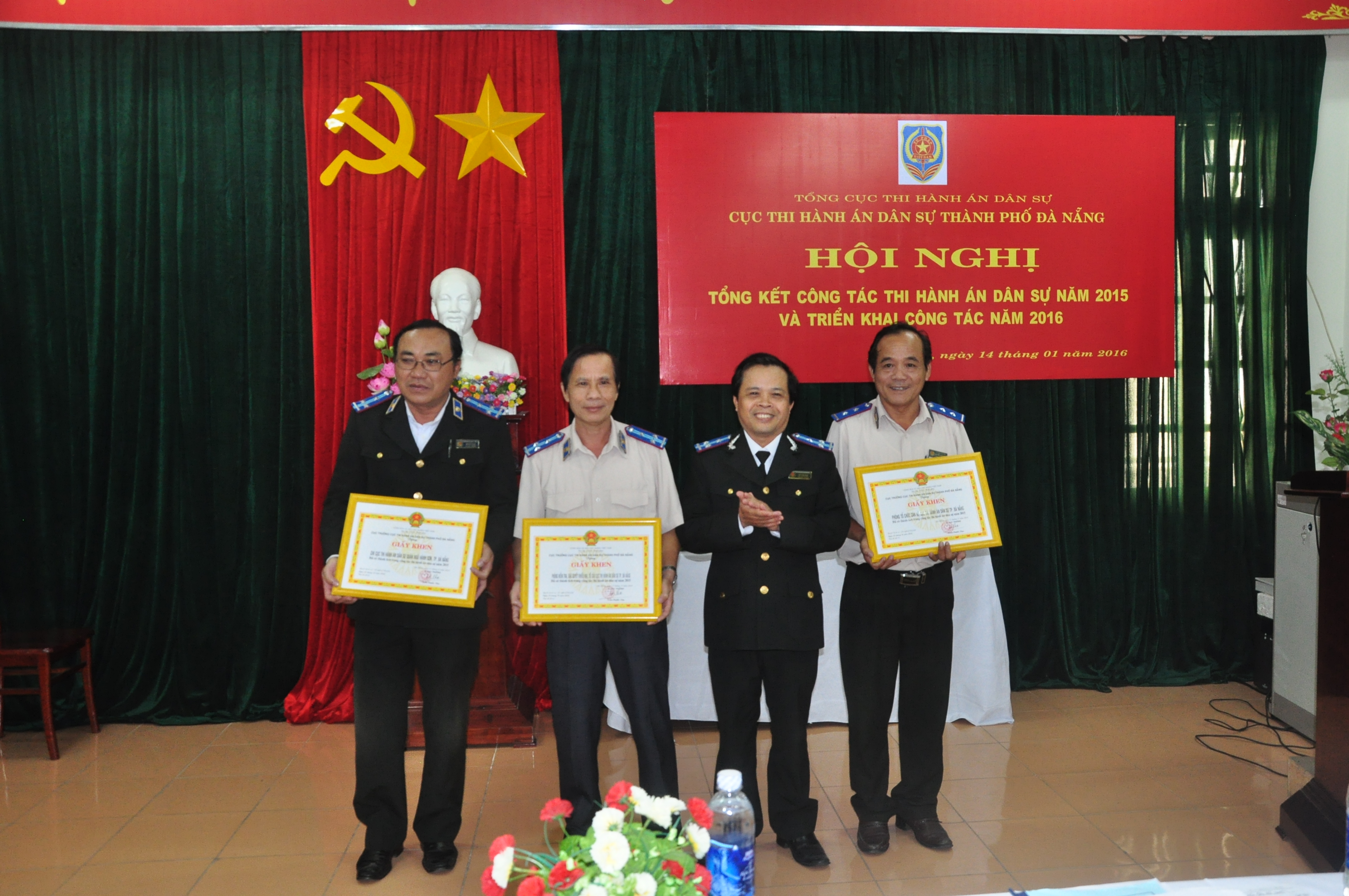 HỘI NGHỊ TỔNG KẾT CÔNG TÁC THI HÀNH ÁN NĂM 2015 VÀ TRIỂN KHAI CÔNG TÁC NĂM 2016 13