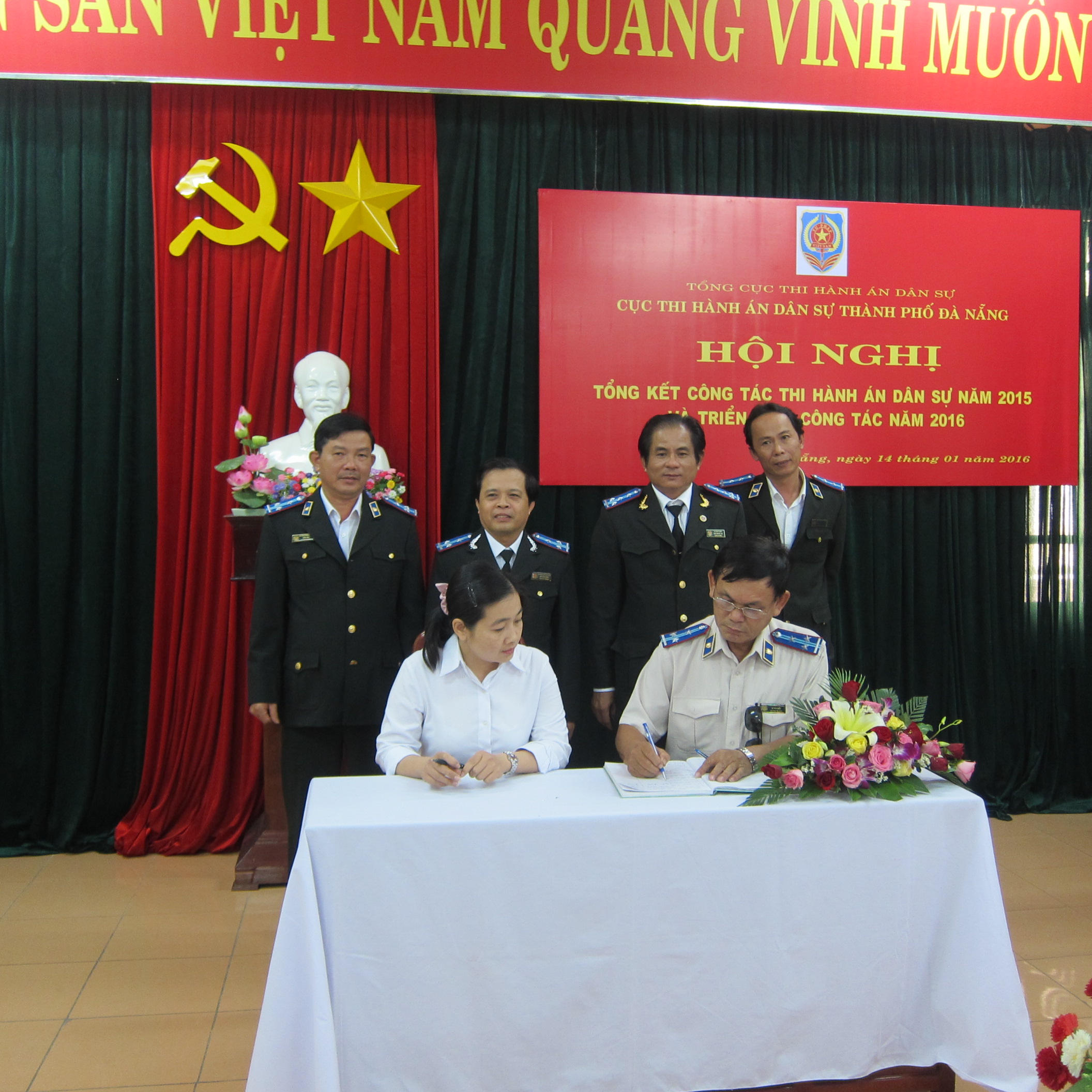 HỘI NGHỊ TỔNG KẾT CÔNG TÁC THI HÀNH ÁN NĂM 2015 VÀ TRIỂN KHAI CÔNG TÁC NĂM 2016 10