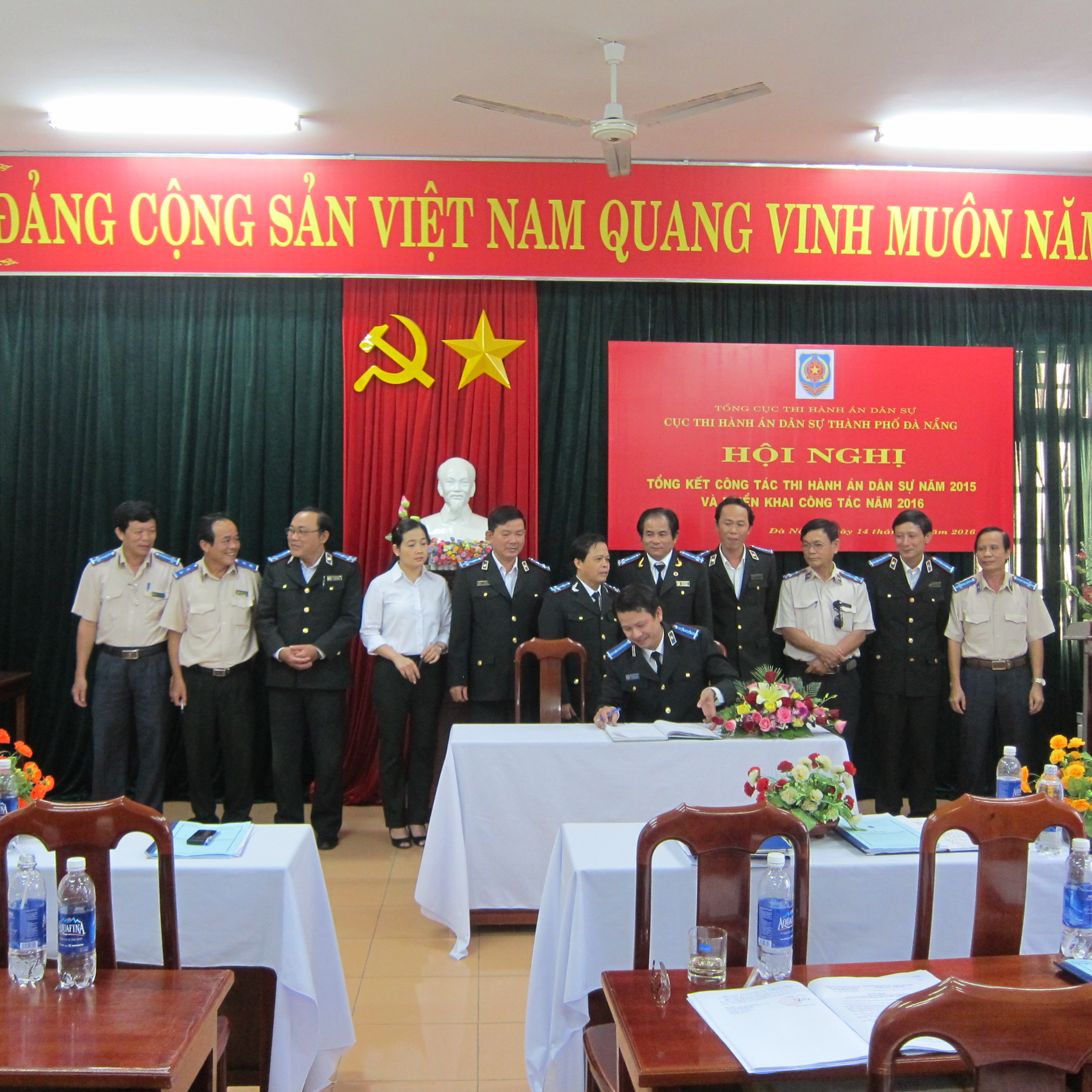 HỘI NGHỊ TỔNG KẾT CÔNG TÁC THI HÀNH ÁN NĂM 2015 VÀ TRIỂN KHAI CÔNG TÁC NĂM 2016 12