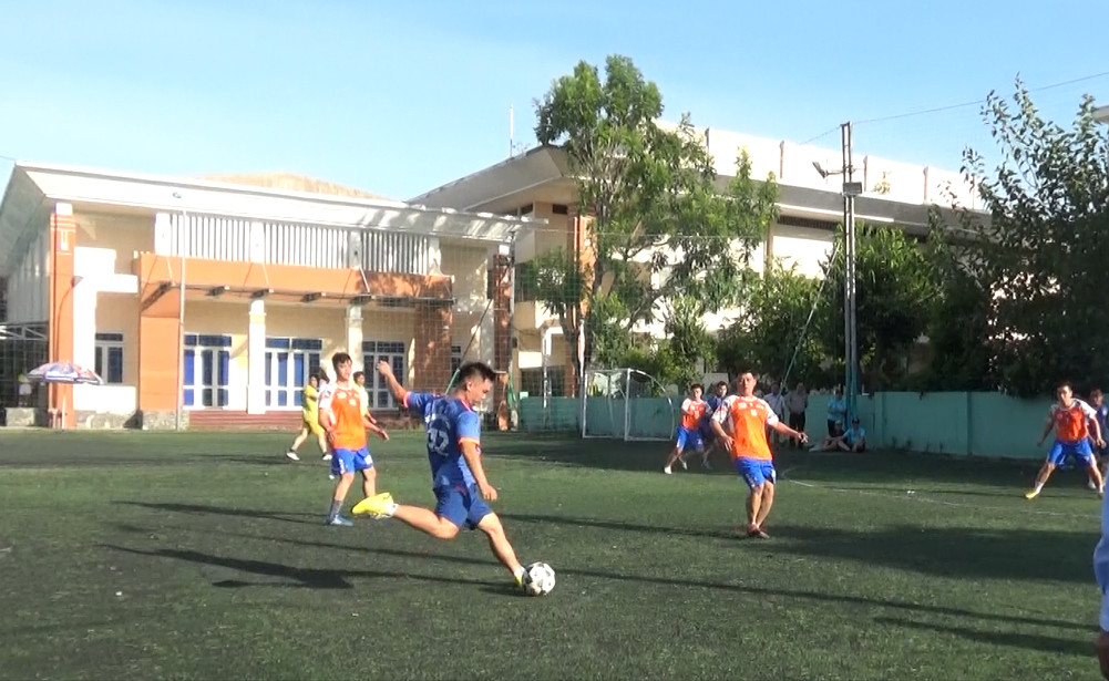 Hội thao chào mừng 77 năm ngày truyền thống THADS 15