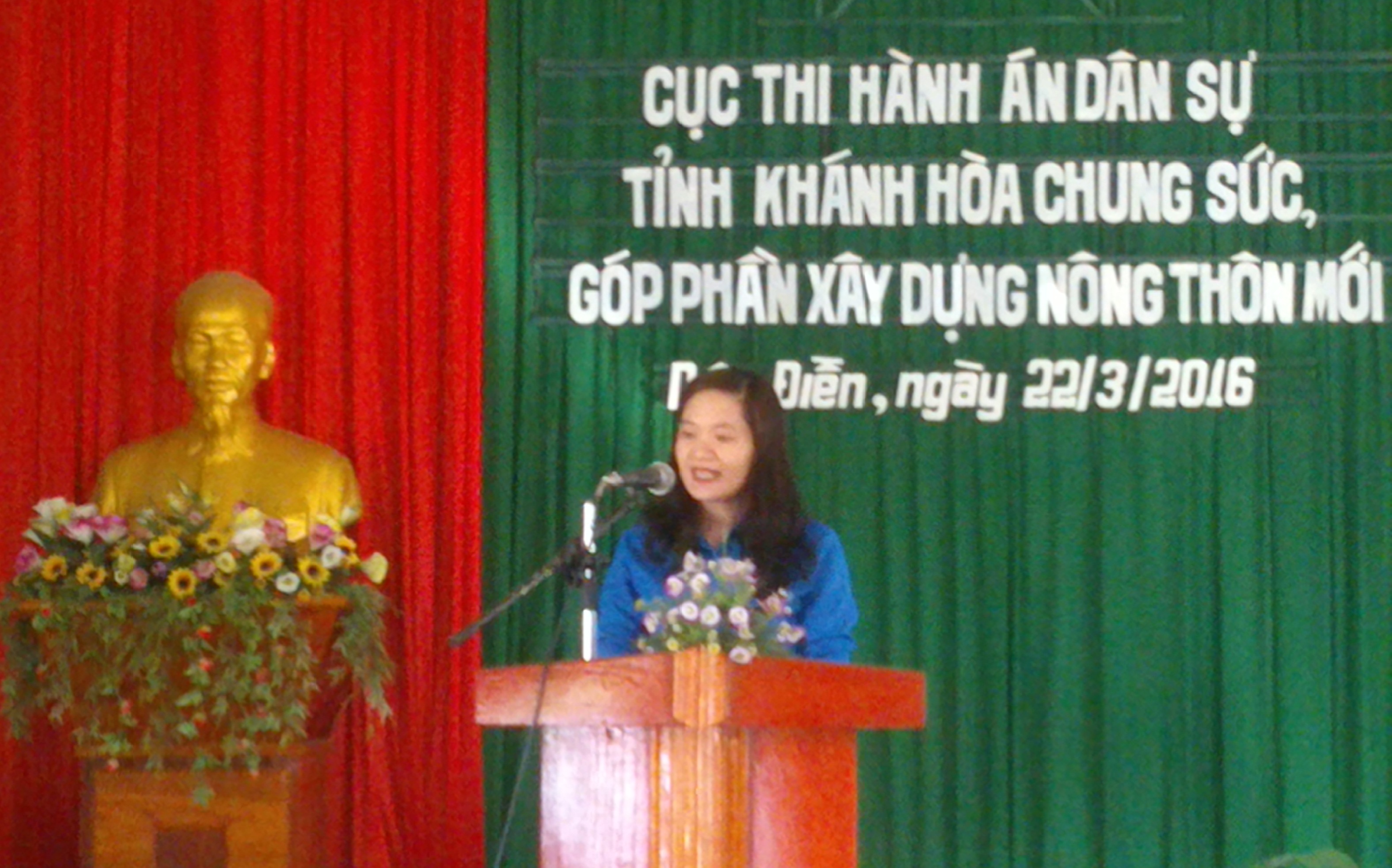 Tặng quà hộ nghèo xã Diên Điền huyện Diên Khánh