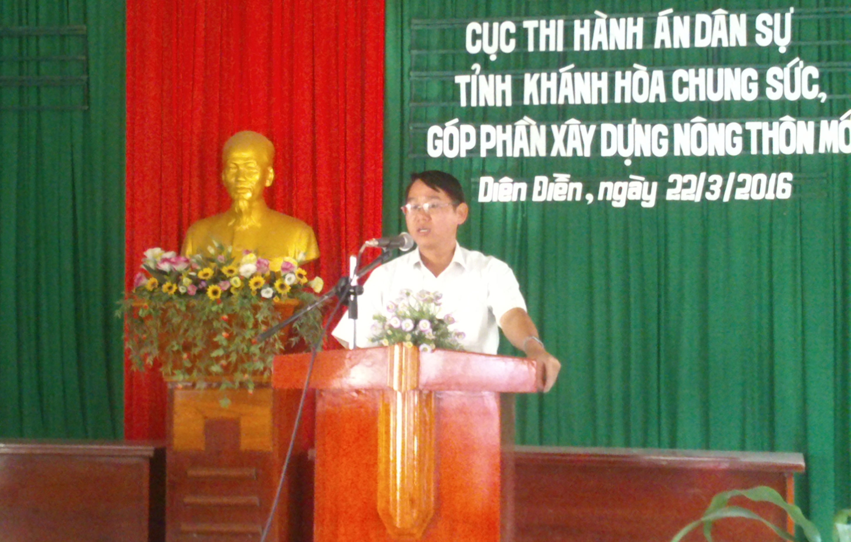 Tặng quà hộ nghèo xã Diên Điền huyện Diên Khánh