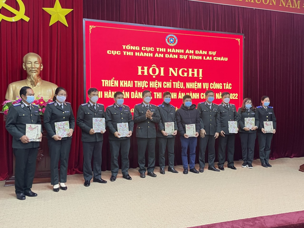 Ảnh hội nghị triển khai thực hiện chỉ tiêu nhiệm vụ công tác THADS,THAHC năm 2022