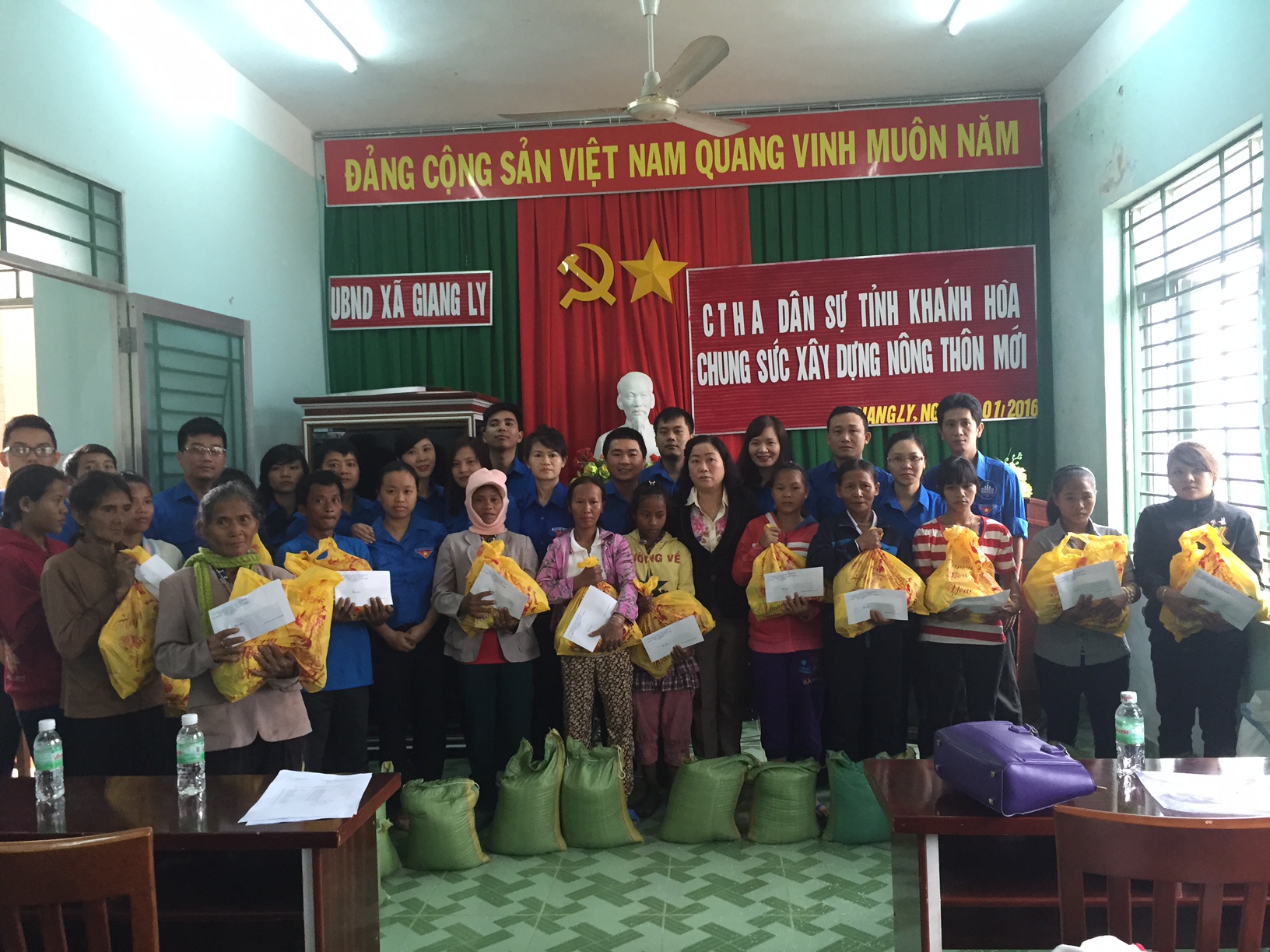 Album Lễ kỷ niệm 70 năm ngày truyền thống