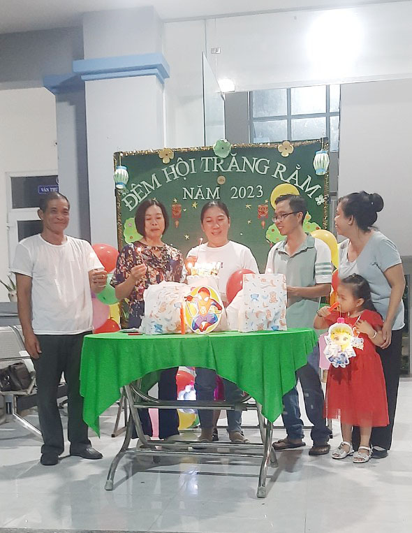 CHI CỤC THI HÀNH ÁN DÂN SỰ HUYỆN CHÂU THÀNH  TỔ CHỨC “VUI TẾT TRUNG THU”