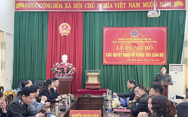 Cục THADS tỉnh trao quyết định điều động, bổ nhiệm công chức giữ chức vụ lãnh đạo