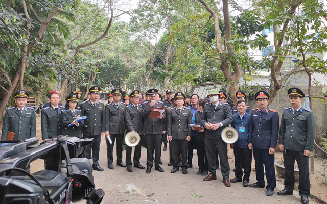 Cục THADS tỉnh Thanh Hóa tổ chức thành công cưỡng chế  giao tài sản cho người mua trúng đấu giá đối với vụ việc khó khăn, phức tạp