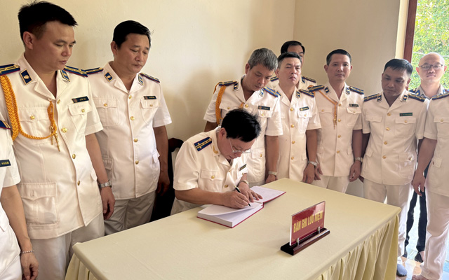 Cục THADS tỉnh Thanh Hóa với chương trình  "Về nguồn, dâng hương tri ân các Anh hùng liệt sỹ"