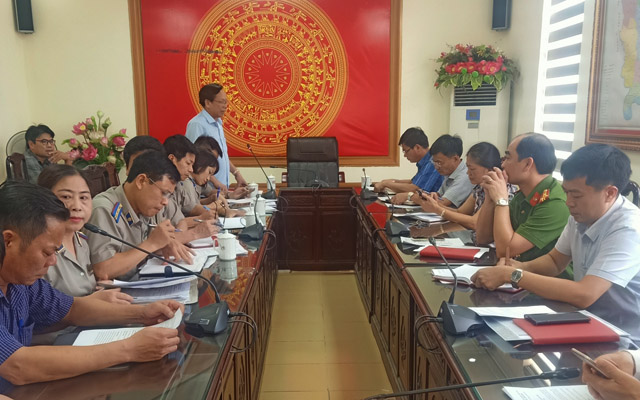 Cục trưởng Hoàng Văn Truyền làm việc tại UBND huyện Nga Sơn