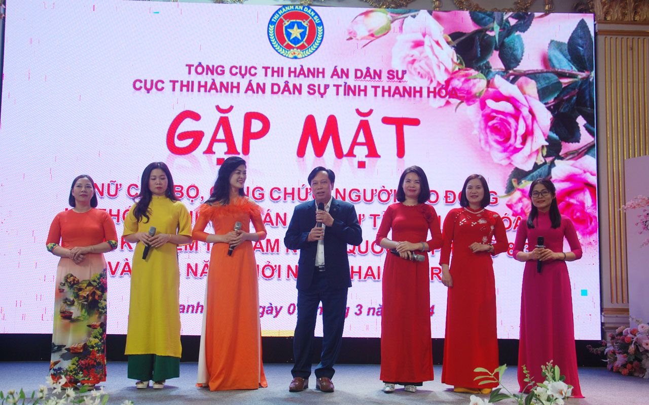 Gặp mặt nữ cán bộ, công chức, người lao động hệ thống THADS tỉnh Thanh Hóa