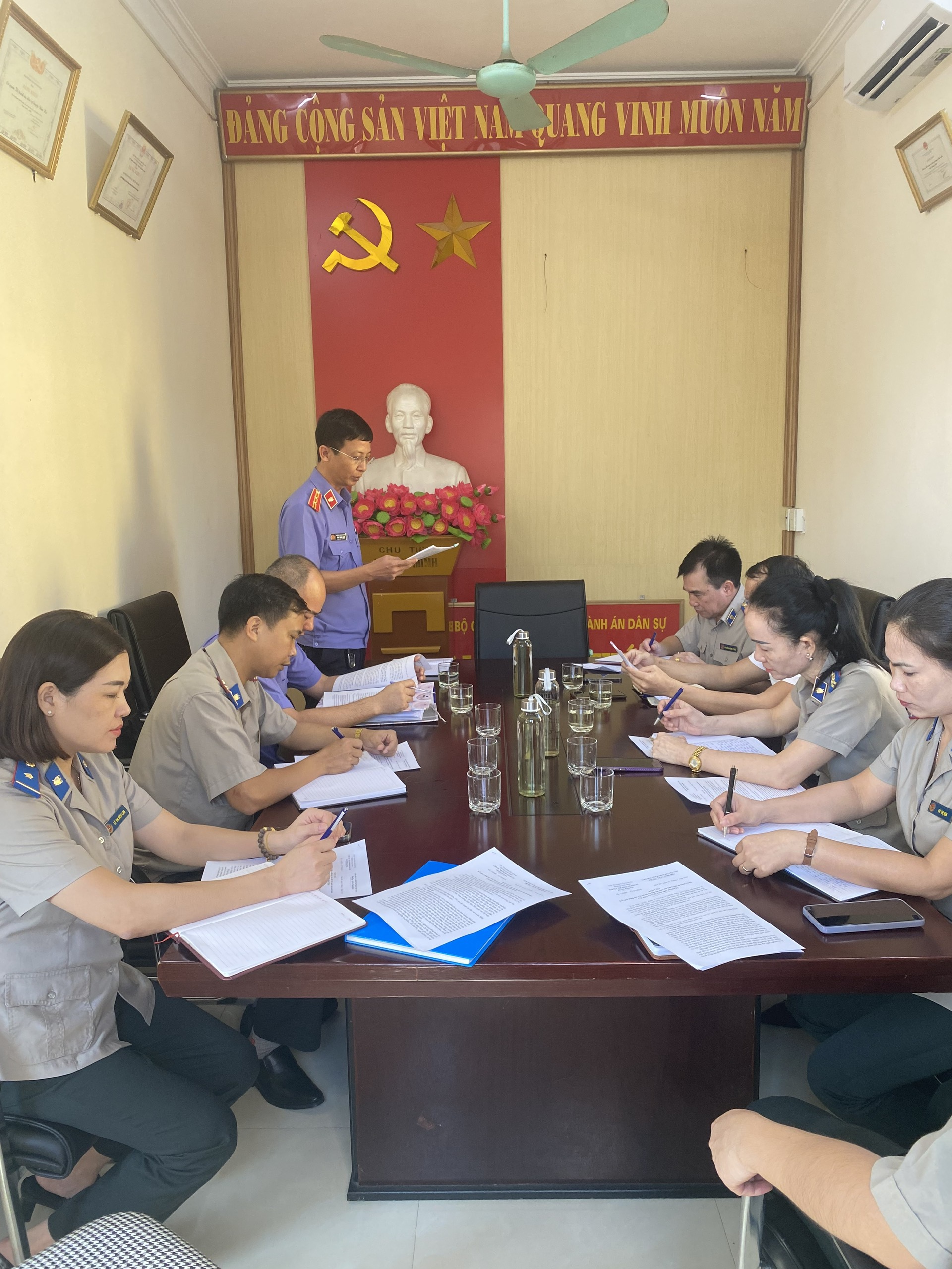 VIỆN KIỂM SÁT NHÂN DÂN HUYỆN ĐẦM HÀ TRỰC TIẾP KIỂM SÁT HOẠT ĐỘNG THI HÀNH ÁN DÂN SỰ TẠI CHI CỤC THI HÀNH ÁN DÂN SỰ HUYỆN ĐẦM HÀ